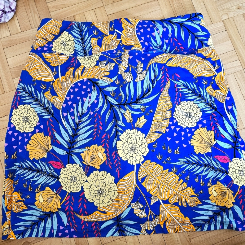 Vibrant Floral Print Skort